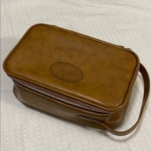 Oleg Cassini Vintage Leather Toiletries Bag